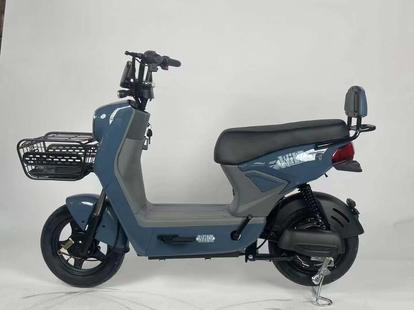 Lightweight electric bicycle