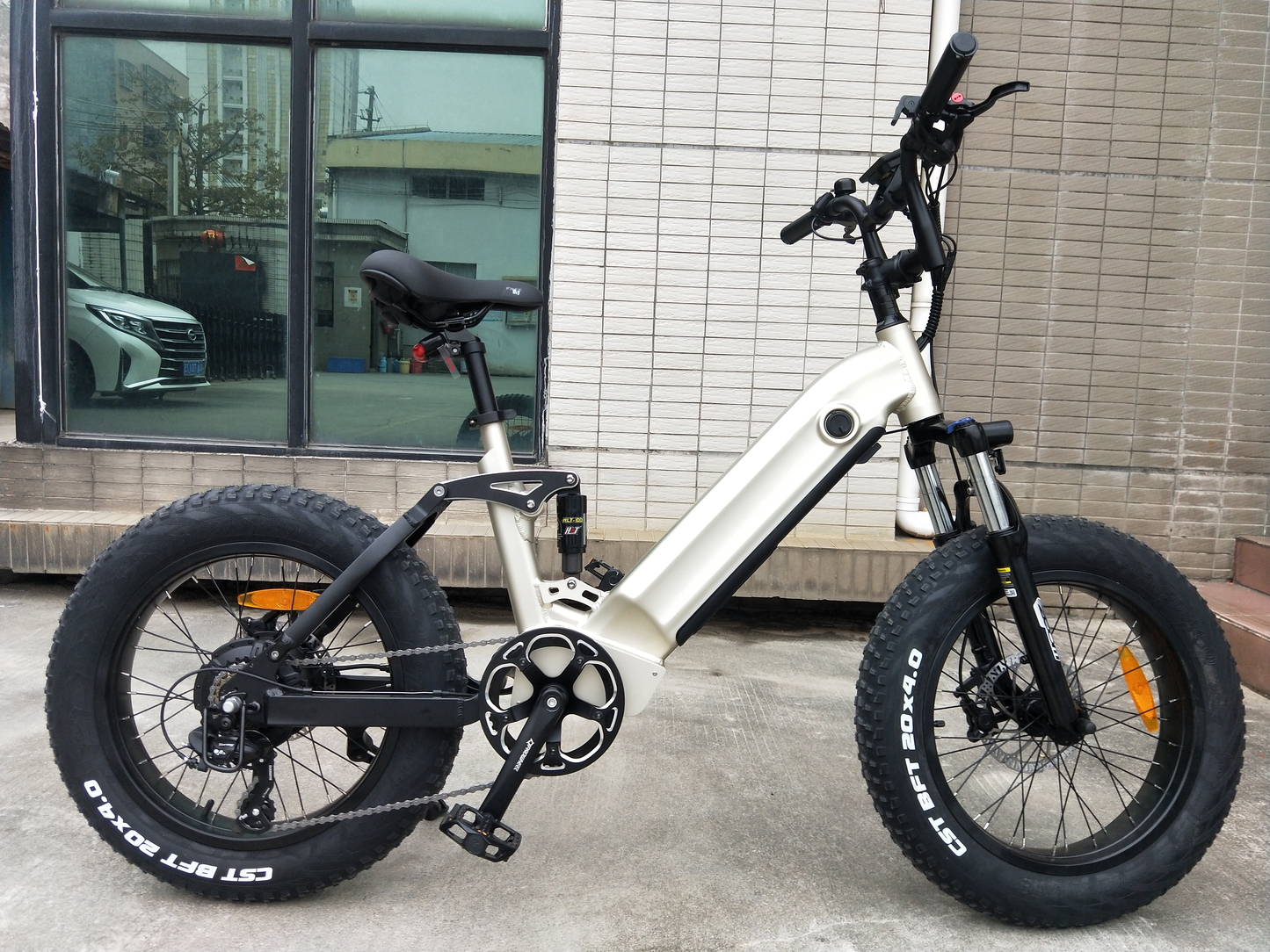 Mini outdoor electric bicycle