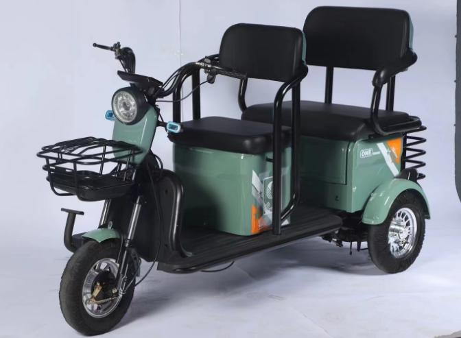 Lead-acid battery for electric tricycle for the elderly