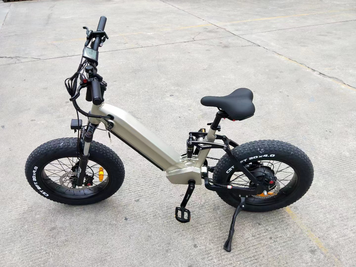 Mini outdoor electric bicycle