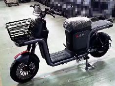 Electric cargo motorcycle